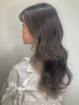 アオアクア 新越谷店(AO-AQUA)の写真/韓国風ワンレンやレイヤーカットなどミディアム・ロングヘアのカットはアオアクアにお任せ