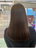 まとまる艶髪ストレート