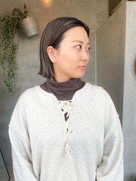 テトヘアー(teto hair) ミニボブ切りっぱなしボブハイライトローライトぱつっと外国人風