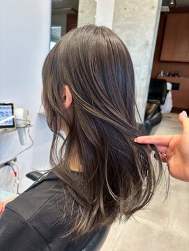 ヴォロ 佐賀(VoLo) 暗めカラー/トリートメント/髪質改善