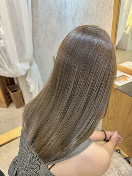 サンズ アイニー(SUNS ini) ツヤツヤオリーブグレージュ