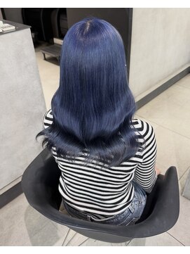 ネイビーブルー