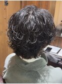 大分メンズカットセンターパートウルフサーフカール波巻きパーマ