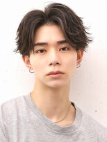 アーリー(Ali'i)&nbsp;韓国ヘアセンターパートフェザーパーマツーブロック