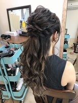 ロカット サロン(Roquat Salon)&nbsp;ふんわりハーフアップアレンジ【ヘアセット  立川南/立川/袴】