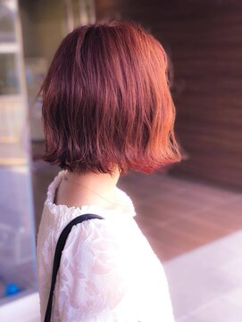 ヘアメイク シュシュ(Hair make chou chou) 切りっぱなしボブ×外ハネボブ【chou-chou 北林夏実】