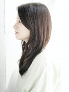 ヘアメイク ナル(hair make nalu) かきあげバングの内巻きレイヤースタイル