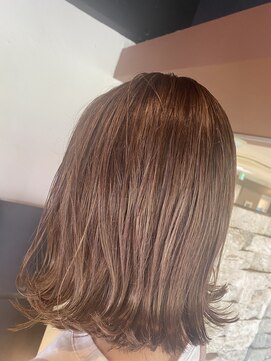 ステララヴェスト(Stella L'ovest) 白髪ぼかし超極細ハイライト