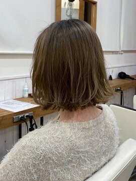 ユッカ エルア 武庫之荘南口(YUCCA elua) 小顔ミディアム外ハネボブ