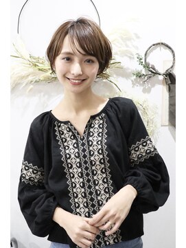 メモリーズ 銀座(Memories) 簡単スタイリング！大人綺麗なショートヘア！