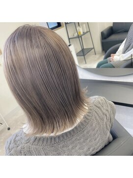 エル(elle.) bleach color