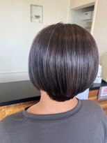 ヴァン カウンシル 王子(VAN COUNCIL)&nbsp;気になる白髪をぼかすハイライト×大人ショートボブ#1