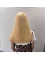 アン(Hair make un)&nbsp;ブロンド