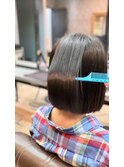 美髪矯正で艶感あるまとまるボブ