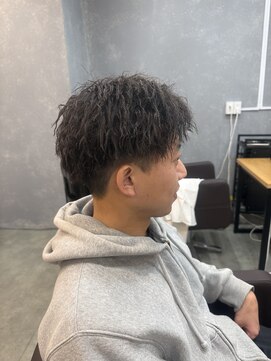 ウェーブ(WAVE) ツイスとパーマ