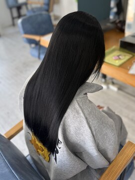 アロハナ 津店(ALOHANA) 暗めカラー！ブリーチで剥がせるブラック！髪質再生・BYKARTE