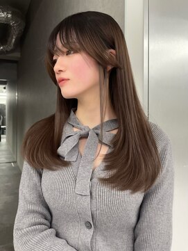ヴィヴィー 青山表参道店(ViVIE) ワンカールでまとまるレイヤー/顔まわりカット