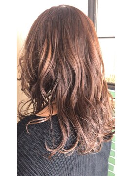 ラトリエ ブロカント 立川北口店(L'atelier BROCANTE) セミディ カール 斜めバング ルーズ