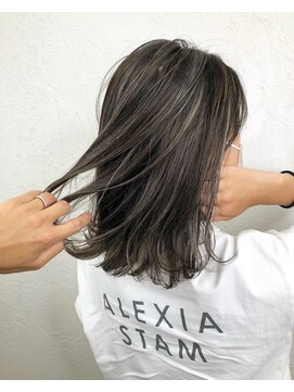 ループ(LOOP) 西海岸風コントラストハイライト