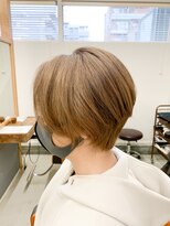 ユッカ エルア 武庫之荘南口(YUCCA elua)&nbsp;エルア角床大人かわいいハイトーンショート