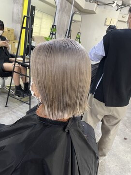 アンドミライ(& mirai) ホワイトベージュ/中崎町