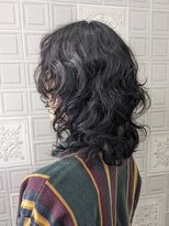 ヘンリエッタ 自由ヶ丘(Henrietta)&nbsp;クセ毛風レイヤーミディアム