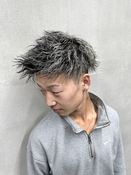 ダズルヘアーエイチ(DAZZLE hair H) 尾崎指名/白メッシュ×ツイストスパイラルパーマ