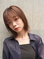 ミディアムレイヤーカットボブウルフ/10代20代/インナーカラー