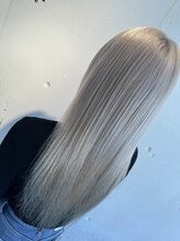 ヘアーステーション ハレラ(Hair station HaLe'LA) ペールホワイト