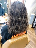 エルドールバイエムアンドエム(AILE DORE by m&m)&nbsp;外国人風くせ毛活かしハイライト