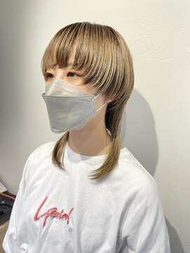 テトラ バイ ネオリーブ 横浜西口店(tetra by neolive) 横浜★ウルフカットのハイトーンミルクティー