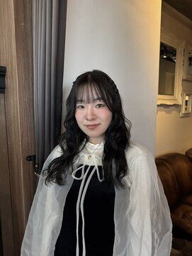 ロア(Roa) girly hair