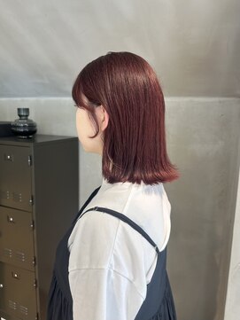 ニキータ(Nikiita) 〈高校卒業カラー/ブリーチなしでできるチェリーレッド〉