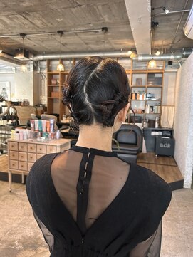 ヒカリス 中崎店(HIKARIS) タイトアレンジ/ボブアレンジ