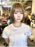 ハイトーンベージュ/パツっとボブ/軽めボブ/レイヤーボブ