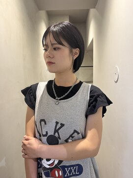 ロエ 平尾山荘(loe) ラベンダーブラウン×ショートボブ