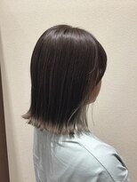 アクセ&nbsp;20代30代40代切りっぱなしストレートロブ×オリーブグレージュ