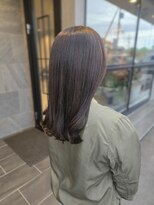 メゾン アヴァロ(Maison Avallo)&nbsp;オリーブベージュのセミロング