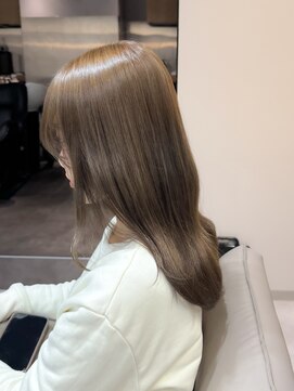 モク 立川(moc) 韓国風レイヤーカットブリーチダブルカラー前髪