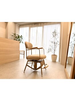 プライベートサロン♪ご来店中はカーテンで外からの視線を気にせず過ごせます【髪質改善・ボブ・ショート】