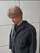 シック(chic.)&nbsp;ハイトーンメンズ/ブリーチ/ベージュ系/センターパート/メンズ