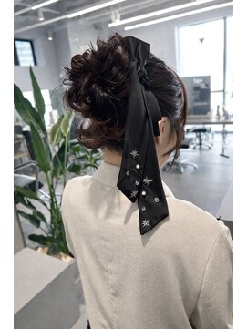 トリッカ シブヤ(TRICCA SHIBUYA) 高めお団子/アップスタイル/お呼ばれヘアアレンジ