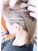 【very－very美容室】カット