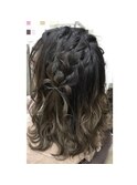 編み込みアレンジハーフツイン
