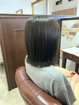 アドラーブル 女池店(adorable) 【カーキオリーブ】【20代30代】