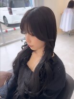 ソソ(soso.)&nbsp;韓国風ロングヘア/簡単スタイリング/小顔カット