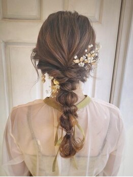アロマ ヘアー ルーム 新宿店(AROMA hair room)の写真/結婚式やパーティー、デートや女子会など、シーンに合わせたヘアセットならお任せ♪崩れにくさに大満足◎
