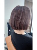 ピンクベージュ