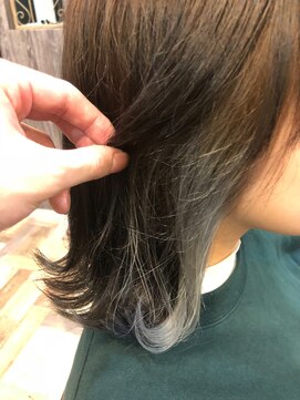 ヘアーズ ルーム(hair's RooM) イヤリングカラー×グレー