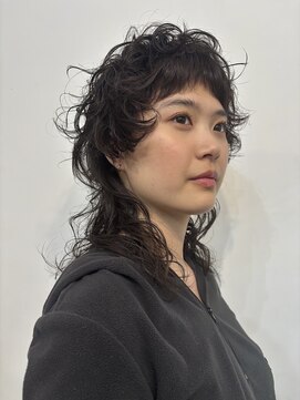 ナループロアツム(Nalu pu loa Tsum) ウルフパーマ/ウルフ/マレットヘア/ミディアムパーマ